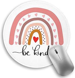 قاعدة ماوس دائرية صغيرة لطيفة بتصميم قوس قزح وكلمة Be Kind، مع قاعدة مطاطية ضد الانزلاق، قاعدة ماوس ألعاب لاسلكي بحواف مخيطة للمكتب والكمبيوتر واللاب توب والمنزل للنساء، 22 × 22 سم (8.6 × 8.6)، ممحاة