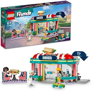 مجموعة بناء مطعم وسط المدينة هارت ليك 41728 من LEGO Friends للأطفال بعمر 6 سنوات أو أكثر؛ تتوفر مع الدمى الصغيرة ليان وآليا وتشارلي؛ فكرة هدية الذين يحبّون لعب المطاعم الأصدقاء 346 قطعة بلاستيك