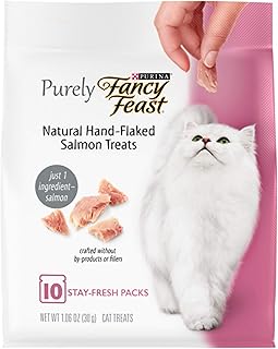 Purina Fancy Feast Purely Natural Hand-Flaked Salmon Cat Treats, 30 gm