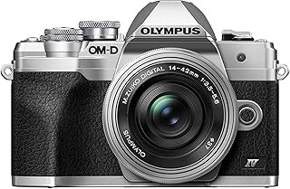 او ام سيستيمز هيكل فضي OM-D E-M10 مارك IV من اوليمبوس مع عدسات رقمية ام.زويكو فضية 14-42 ملم F3.5-5.6 EZ